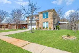 720 Pheasant Rd, Saginaw, TX 76131 - Photo 3