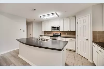 9923 Wake Bridge Drive, Frisco, TX 75035 - Photo 9