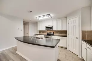 9923 Wake Bridge Dr, Frisco, TX 75035 - Photo 9