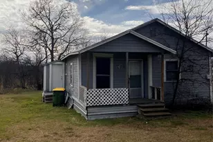 206 Third St, Hillsboro, TX 76645 - Photo 3