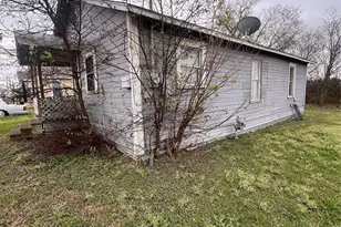 206 Third St, Hillsboro, TX 76645 - Photo 5