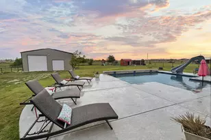 208 Crest Ln, Decatur, TX 76234 - Photo 35