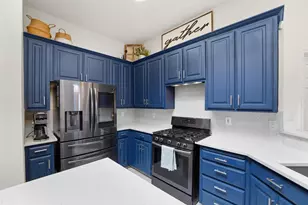 8609 Old Oak Dr, Irving, TX 75063 - Photo 9