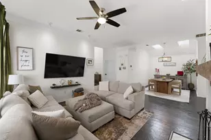 8609 Old Oak Dr, Irving, TX 75063 - Photo 3