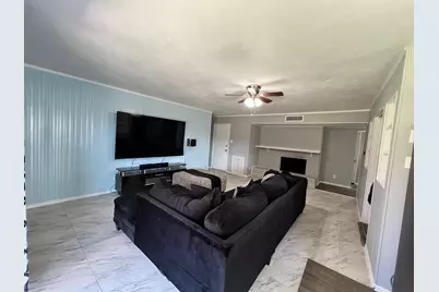 5609 Kerry Lane, Garland, TX 75043 - Photo 3