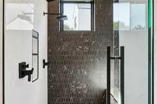 1835 Creekview Ct, Argyle, TX 76226 - Photo 19