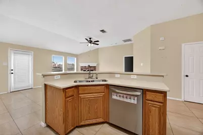 1507 Powder Horn Lane, Arlington, TX 76018 - Photo 13