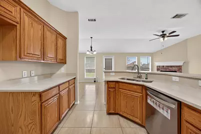 1507 Powder Horn Lane, Arlington, TX 76018 - Photo 11