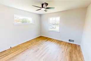 5737 Everglade Rd, Dallas, TX 75227 - Photo 15