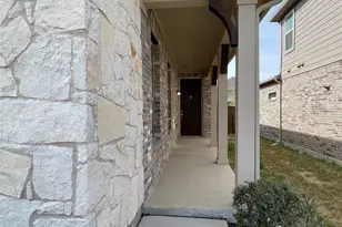 920 Waggoner Dr, Aubrey, TX 76227 - Photo 3