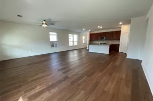 920 Waggoner Dr, Aubrey, TX 76227 - Photo 15