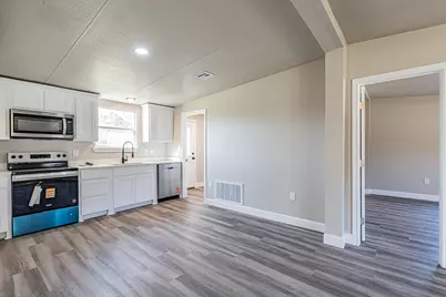 112 Private Road 1307, Bridgeport, TX 76426 - Photo 13