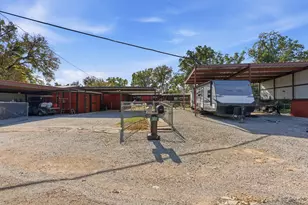 302 Kennon Cir, Palo Pinto, TX 76484 - Photo 37