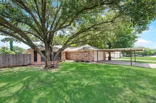 579 S Hitt St, Boyd, TX 76023 - Photo 1