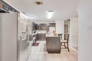 579 S Hitt St, Boyd, TX 76023 - Photo 17