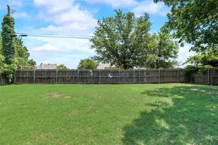 579 S Hitt St, Boyd, TX 76023 - Photo 33