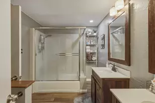 1900 Cloisters Dr, Arlington, TX 76011 - Photo 13