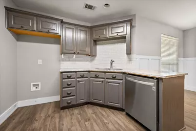 955 Behrens Court, Crowley, TX 76036 - Photo 13