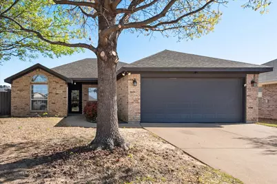 955 Behrens Court, Crowley, TX 76036 - Photo 3