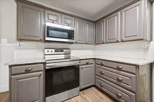 955 Behrens Ct, Crowley, TX 76036 - Photo 11