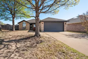 955 Behrens Ct, Crowley, TX 76036 - Photo 1