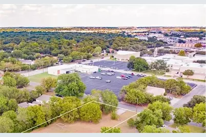 4017 Scruggs Drive, North Richland Hills, TX 76180 - Photo 3