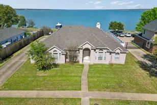 9001 Briarcrest Dr, Rowlett, TX 75089 - Photo 1