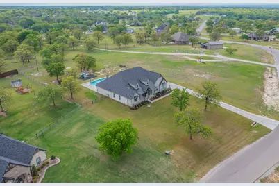 150 Las Brisas Drive, Decatur, TX 76234 - Photo 29