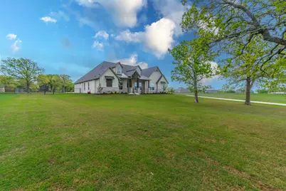 150 Las Brisas Drive, Decatur, TX 76234 - Photo 1