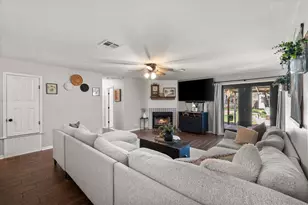 328 Northwood Blvd, Corsicana, TX 75110 - Photo 7