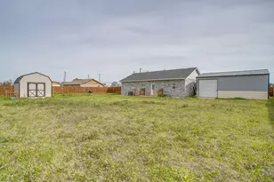 604 S Aquilla St, Itasca, TX 76055 - Photo 37