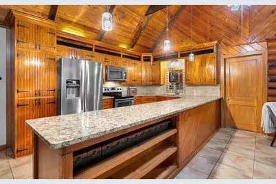 114 Quail Lake Drive W, Whitney, TX 76692 - Photo 19