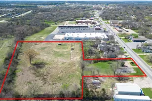 2208 W Morton St, Denison, TX 75020 - Photo 1