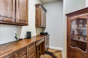 146 Fawna Dr, Azle, TX 76020 - Photo 9