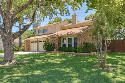 602 Heather Wood Drive, Grapevine, TX 76051 - Photo 3