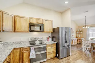 1706 Wright St, Greenville, TX 75401 - Photo 11