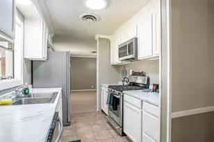 1110 Penrod St, Granbury, TX 76048 - Photo 17