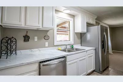 1110 Penrod Street, Granbury, TX 76048 - Photo 19