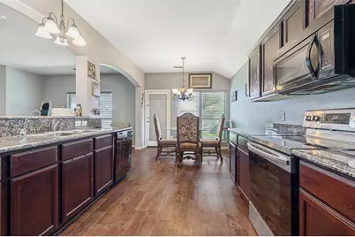 3129 Royal Crest Drive, Fort Worth, TX 76140 - Photo 5