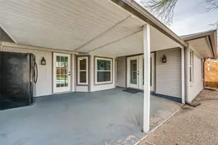 7404 Forrest Ln, North Richland Hills, TX 76182 - Photo 21