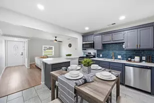 330 W Vinyard Rd, Duncanville, TX 75137 - Photo 5