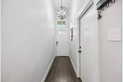 705 Lynnfield Drive, Arlington, TX 76014 - Photo 9