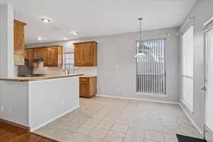 2317 Denham Dr, Arlington, TX 76001 - Photo 11
