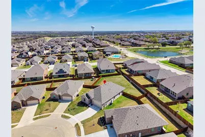 321 Sedalia Trail, Justin, TX 76247 - Photo 31