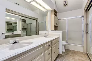 2722 Laurel Oaks Dr, Garland, TX 75044 - Photo 17