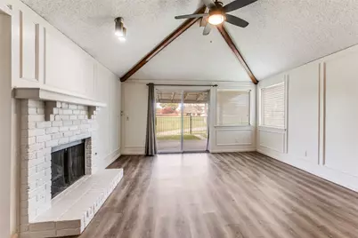 2722 Laurel Oaks Drive, Garland, TX 75044 - Photo 11