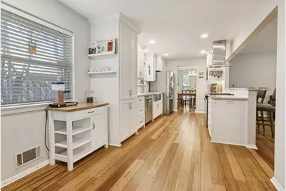 9358 Heatherdale Drive, Dallas, TX 75243 - Photo 7