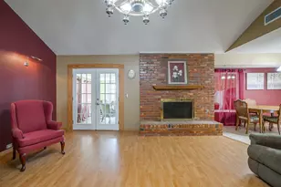 1001 Field Crest Ct, Arlington, TX 76012 - Photo 11