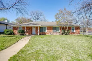 1001 Field Crest Ct, Arlington, TX 76012 - Photo 3