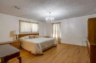 1001 Field Crest Ct, Arlington, TX 76012 - Photo 21